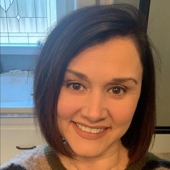 Meet your Posher, Tonya - Picture 1 of 1